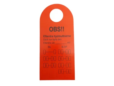 Orange skylt med text om efterdragningskontroll.